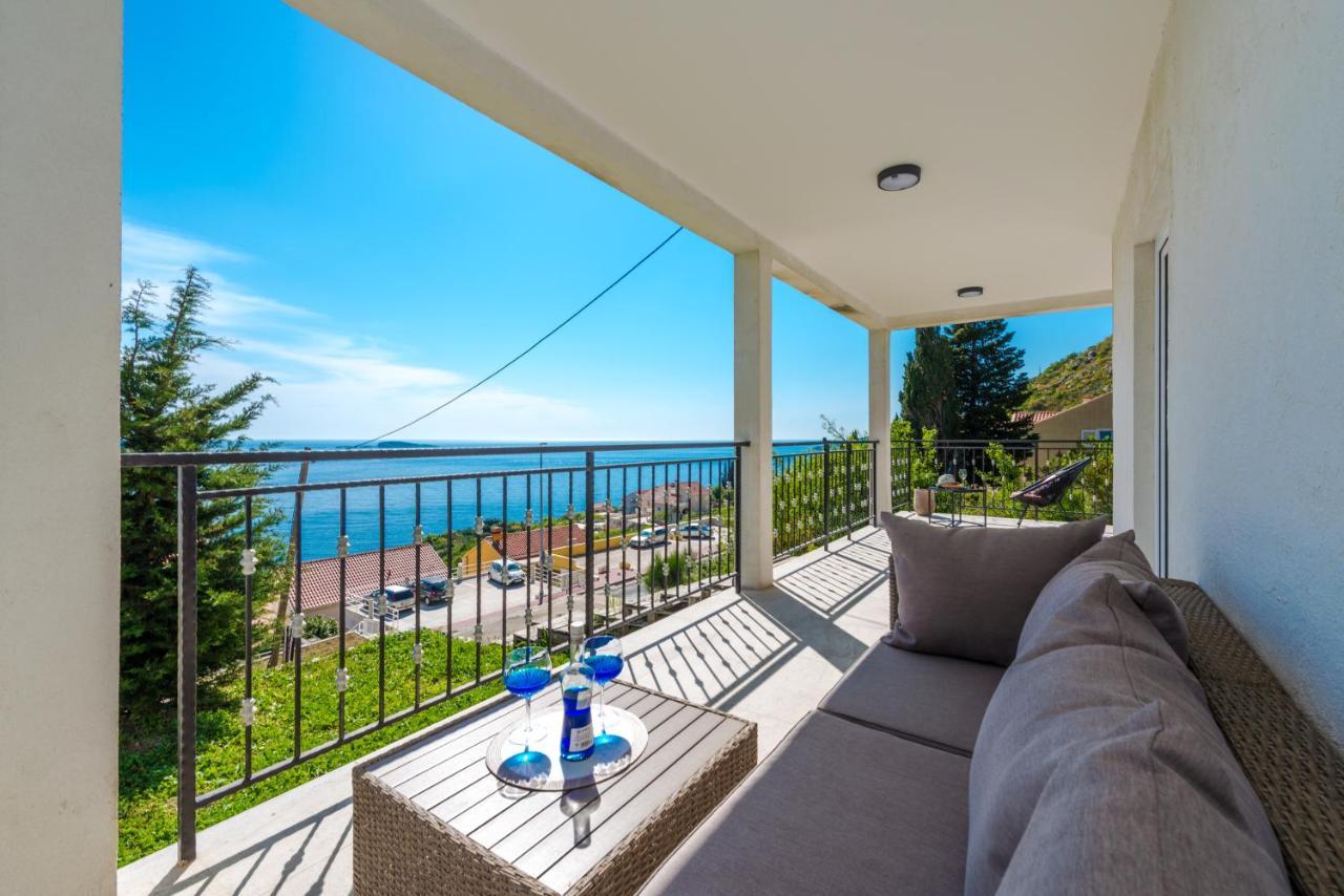 Golden Seaview Holiday Home Mlini Esterno foto